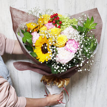 画像をギャラリービューアに読み込む, HB-02 花束ブーケタイプ(M)季節のお花(ミックス)