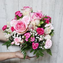 画像をギャラリービューアに読み込む, FA-01 アレンジメント(S)季節のお花(ピンク)